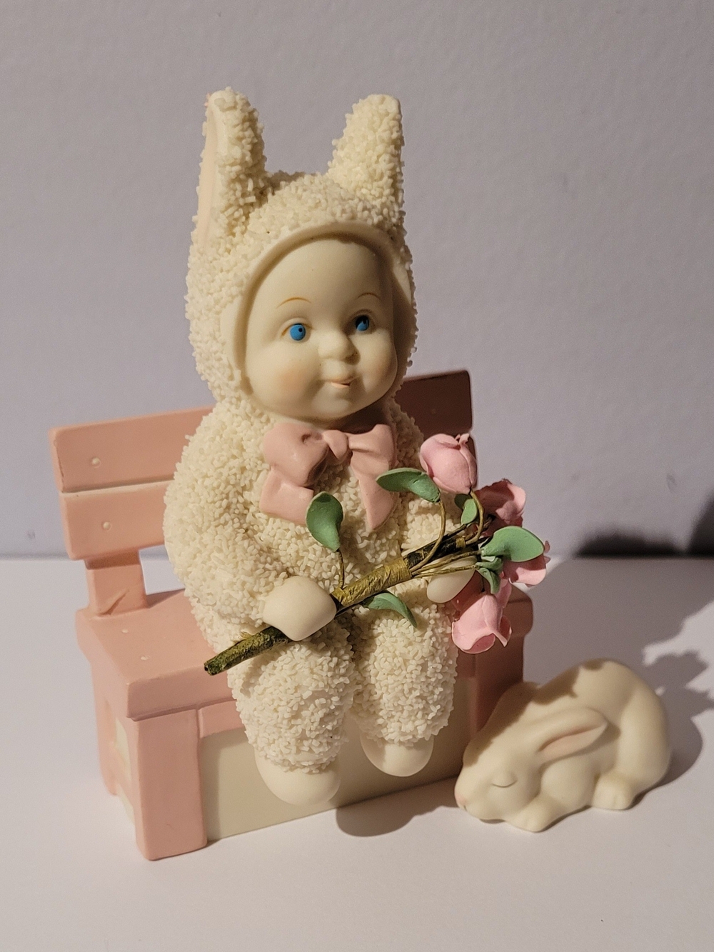Department 56 Snowbunnies Waiting For Love 2004